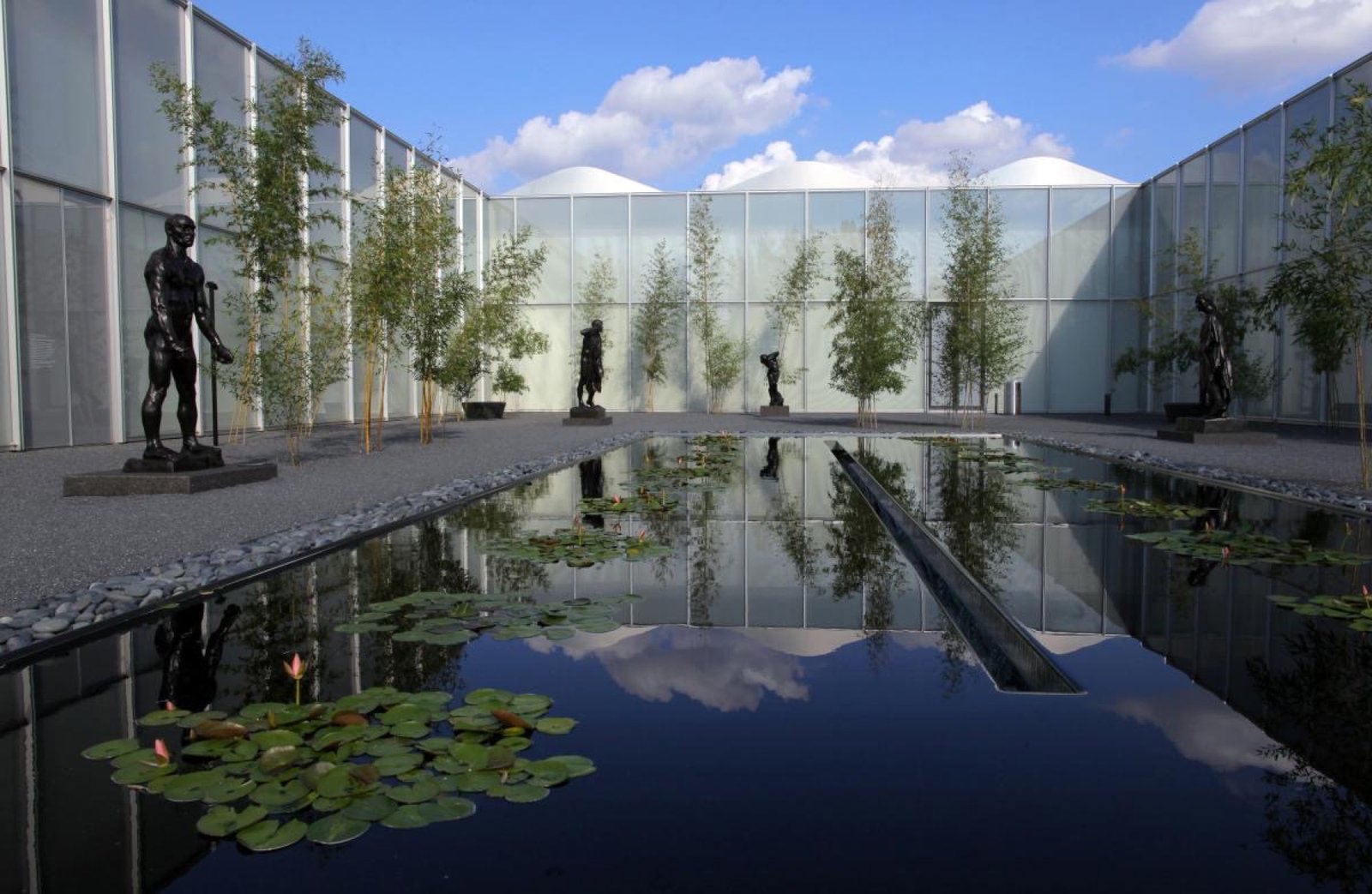 North Carolina Museum of Art and outdoor garden in Raleigh